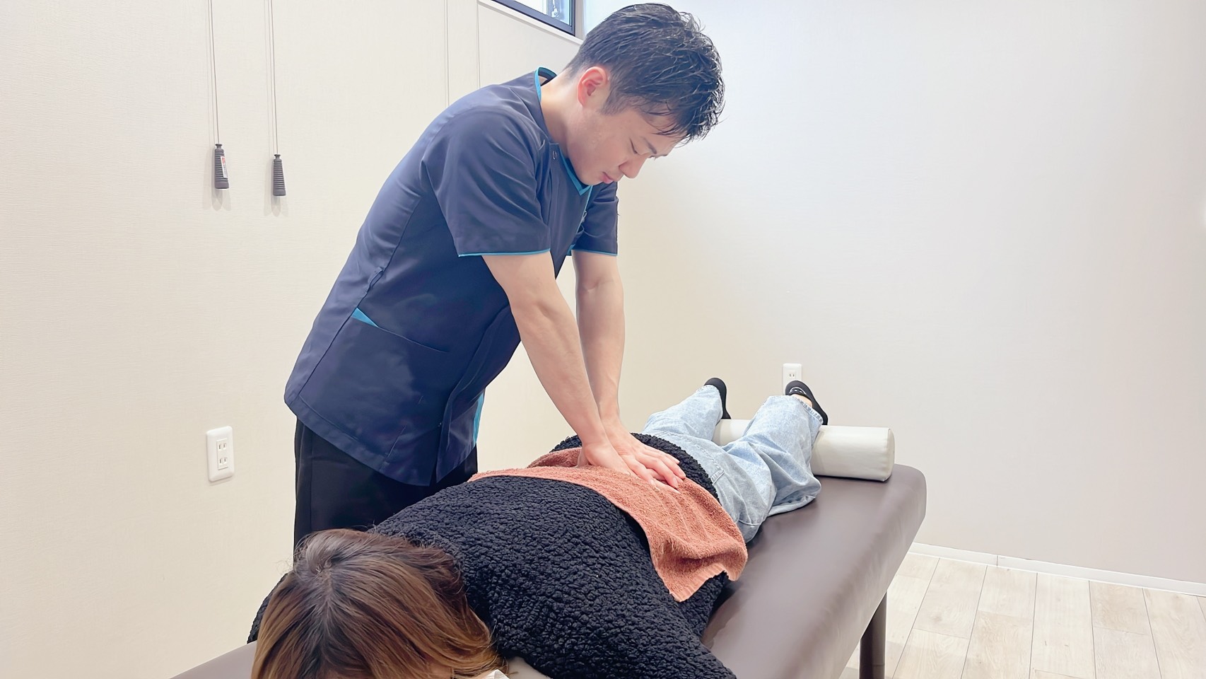 ぎっくり腰の施術