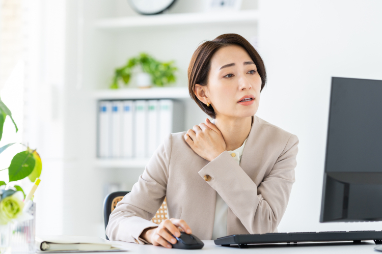 肩こり・腰痛のイメージ（仮画像）